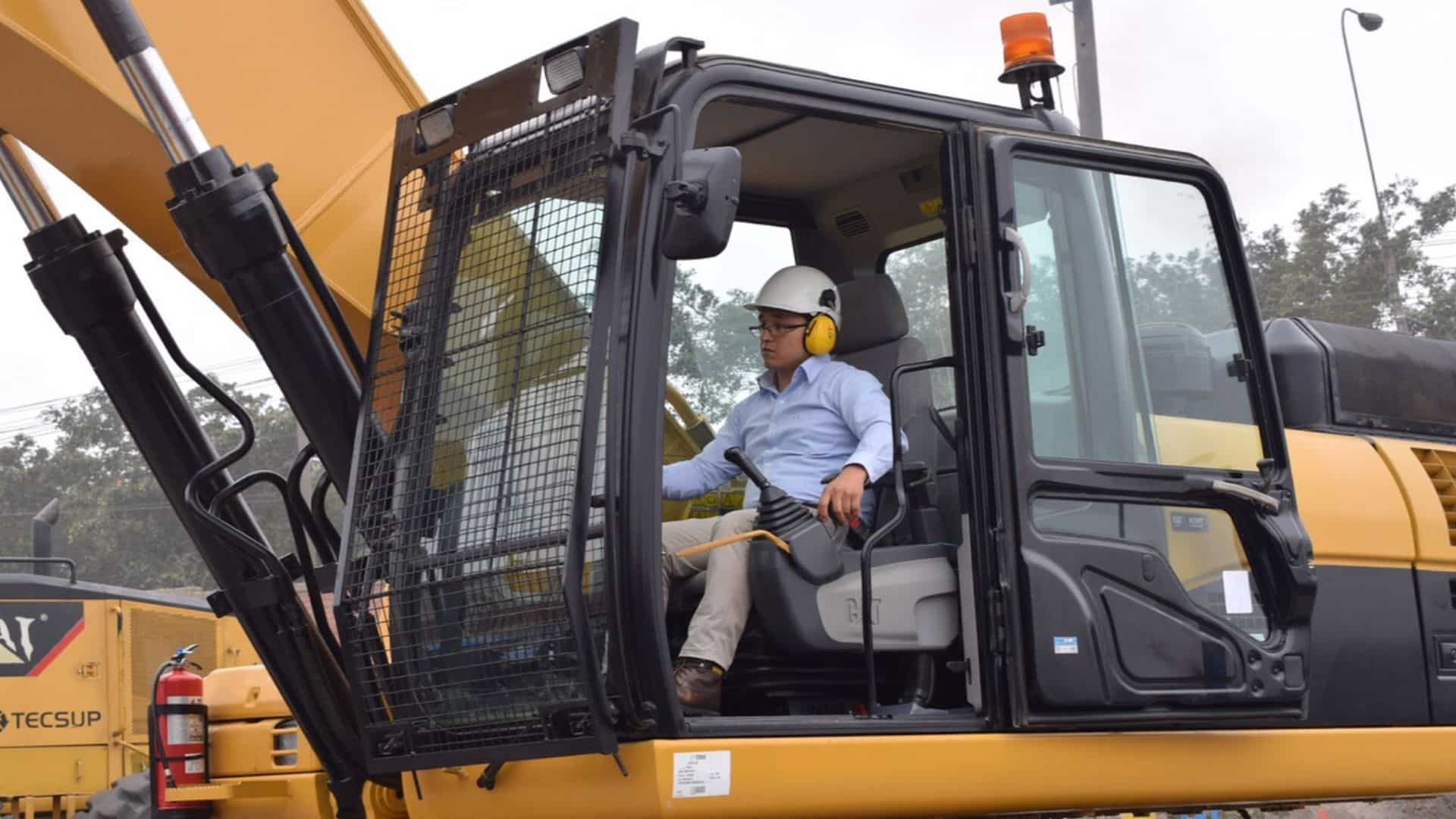 Dónde estudiar operación de maquinaria minera en Perú: opciones certificadas